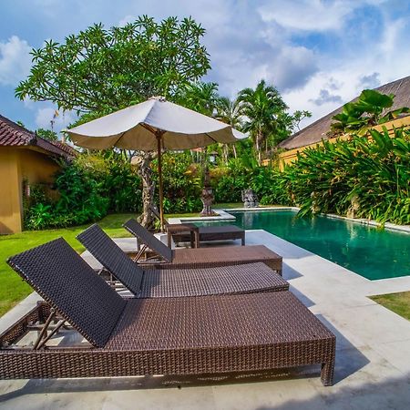 Bali Dyana Villas Seminyak Buitenkant foto
