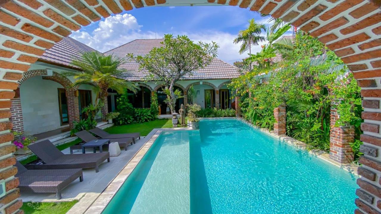 Bali Dyana Villas Seminyak Buitenkant foto